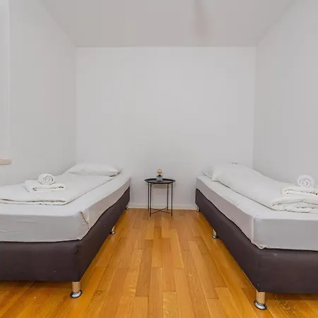 Milu Apartament *